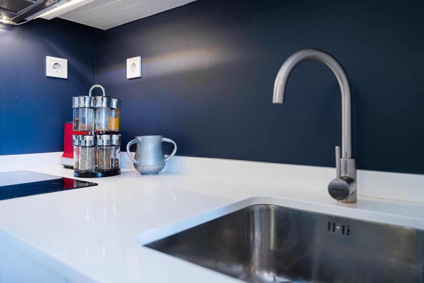 Guestready - Shades Of Blue With Balcony Appartement Porto Buitenkant foto